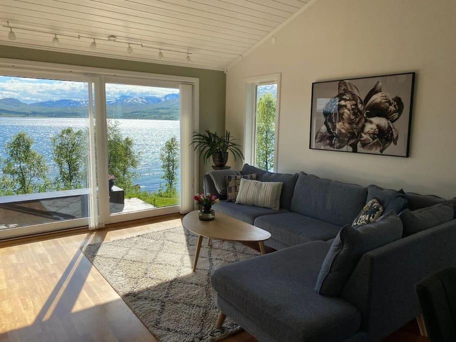 Great House With Amazing Location!!Sea & Mountain View! Villa Kvaloya Exterior photo